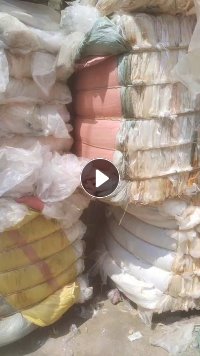 出售PE膜，干造水洗都有，二级膜居多，月供50吨左右