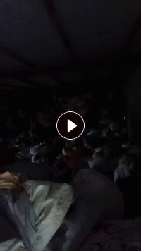 长期大量出售旧衣服黑料红料，现货有几百吨