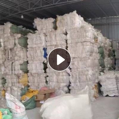 长期出售低压保鲜膜毛料，一级二级都有，现货二十几吨