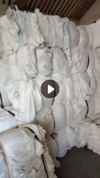 出售白色纯涤纶废布，造粒布，月供60吨，货在浙江嘉兴