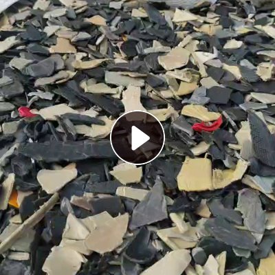 出售汽车内饰破碎料，现货50吨，还有一些其他汽车配件出售，河北平顶山厂