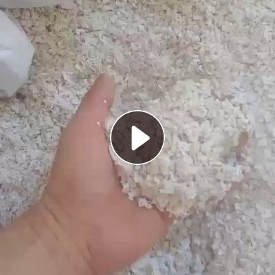 出售白色扣板破碎料，PVC红黑杂破碎料，长期有货