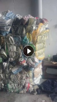 出售PP和PE不干胶带膜废料，月供30吨左右