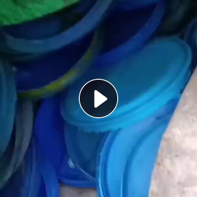 出售蓝桶切片，大部分是大蓝桶毛料，极少中桶，现货20吨，长期有货