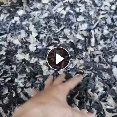 长期出售pe油箱破碎料