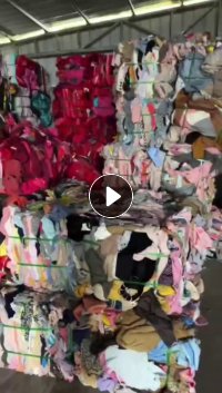 出售旧衣服分拣货，旧衣服二白，货在河南驻马店