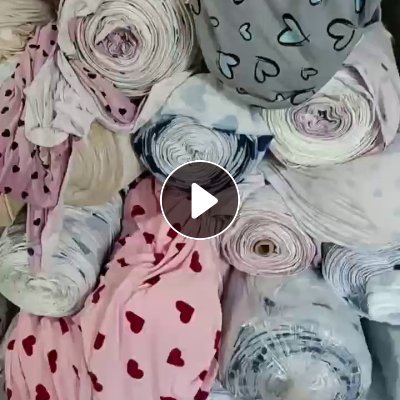 出售印花磨毛布，印花卡机布，门幅1.8米-1.9米左右