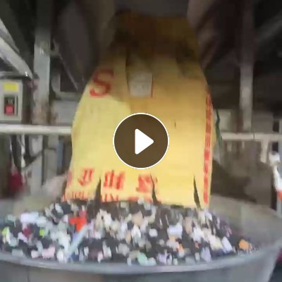 长期出售EVA毛毛虫颗粒，纯EVA鞋底做的，现货200多吨，月供100多吨