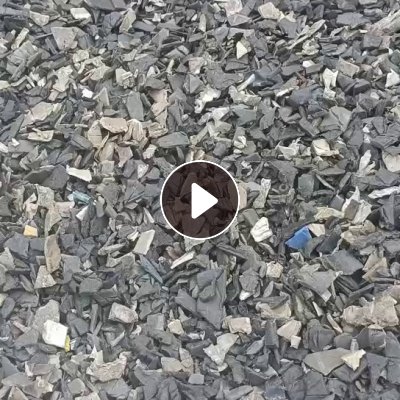 长期出售汽车内饰破碎料，报废厂下来的，月供40吨左右