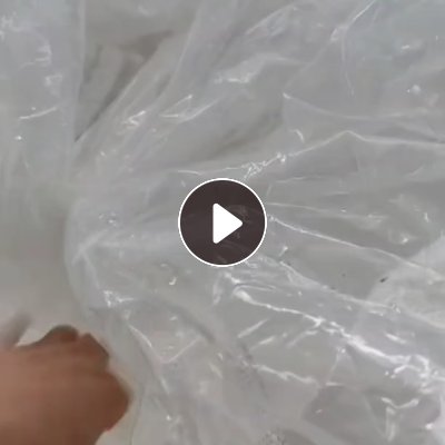 出售聚乙烯瓶盖粉碎料，现货10吨左右