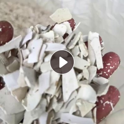 出售PVC大小管破碎料，现货20吨左右