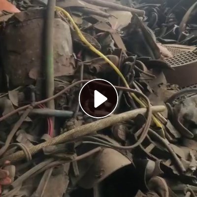 长期出售杂橡胶，可炼油，每月200吨