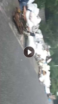 出售pet膜，散膜、卷膜统一货走，卷膜大概有5-6吨 