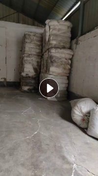 出售气流纺下来的涤纶毛毛料，磨毛料，造粒料，现货收十几吨，货在河南郑州