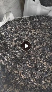 出售汽车内饰破碎料，清洗甩干，现货20吨 