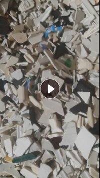 出售硬质PVC彩钢破碎料,现货一挂
