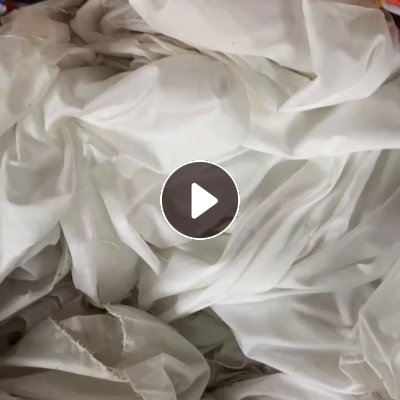 出售白色的纯涤纶废布，涤纶造粒布，涤纶边角料，现货20多吨，含水百分之二十几