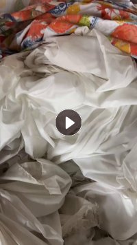 出售白色的纯涤纶废布，涤纶造粒布，涤纶边角料，现货20多吨，含水百分之二十几