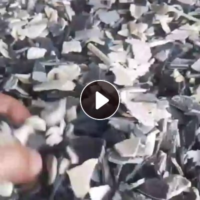 长期出售汽车内饰破碎料，清洗甩干除铁，月供七八十吨