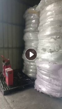 长期大量出售尿裤厂家下来的的热风复纺粘无纺布，无纺布边角料，无纺布废料，现货100多吨