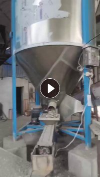 出售静电筛选下来的杂塑料、硅胶料，月供20吨左右