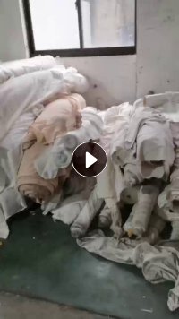 长期出售氨纶化纤布，带弹力的8吨，不带弹力的也有，货在江苏苏州