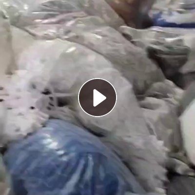 出售杂色的涤纶废布，涤纶边角料，涤纶布条，现货9.6米一车