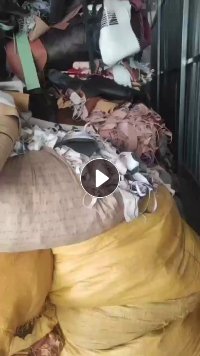 出售pvc革边角料，现货40吨