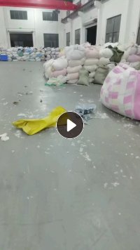 出售旧衣服旧衣服黑料，下脚料，货在安徽滁州