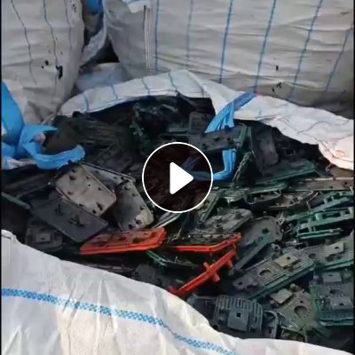 出售PC加纤毛料，现货200吨