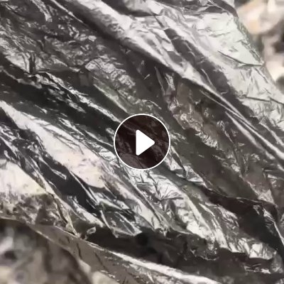 出售塑料杂膜炼油料，包汽车配件下来的，现货30吨