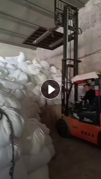 长期出售漂白布块，磨毛布，涤纶布块，都是2米以上到几十米，现货有20吨，货在浙江湖州