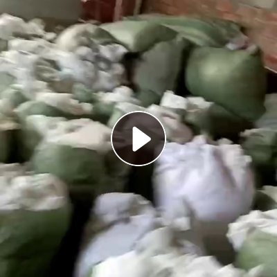 长期出售涤纶白色剪块料，涤纶废布，涤纶边角料，现货6吨左右