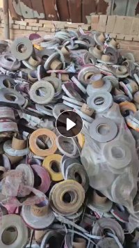 出售pe胶水膜，塑钢膜，现货17吨