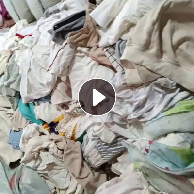 长期出售旧衣服大白，旧衣服白料，现货4.2米一车