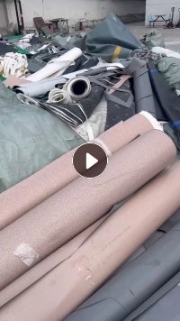 出售纯PVC地板革废料,南韩料通透的带金刚砂,现货40吨