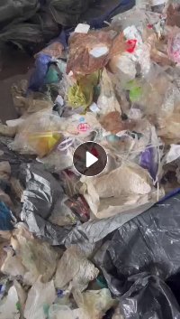 出售塑料杂膜炼油料，人工挑拣出来的，现货量大