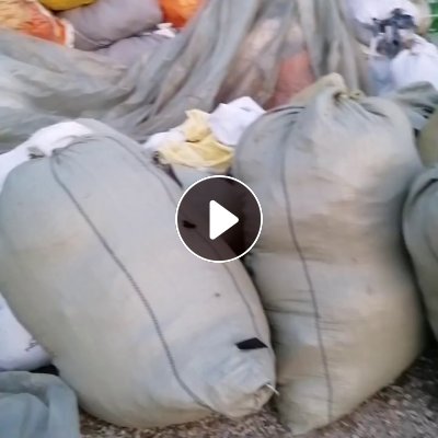 出售涤棉开花料，涤棉废布，涤棉边角料，现货够9.6米一车