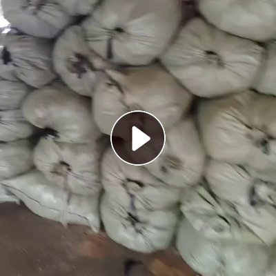 长期出售羊毛料，羊毛边角料，牛仔碎布，棉布，每种月供20吨左右