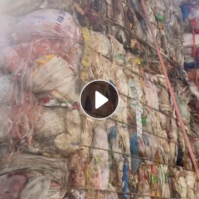 长期出售塑料杂膜，现货3挂车