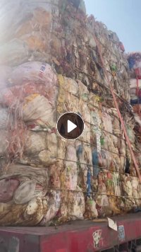 长期出售塑料杂膜，现货3挂车