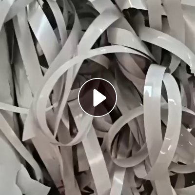 出售板材PET膜边角料，月供十几吨