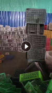 出售水果筐破碎料、红、黑、白、蓝都有，月供30吨左右