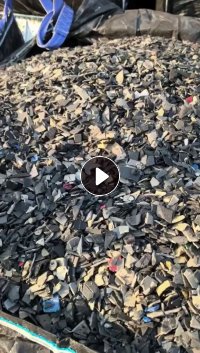 出售pp汽车内饰破碎料，保险杠破碎料，现货一挂车，月供300吨