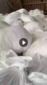 长期出售涤纶废布，主要是衬布厂，织布厂下来的，涤纶拉丝布，有白色和杂色，现货有几百吨，货在浙江长兴
