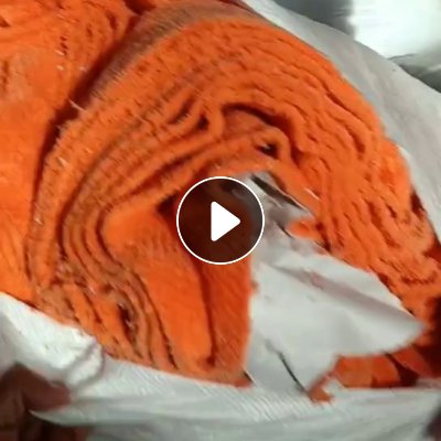 长期出售涤纶废布，珊瑚绒下脚料，珊瑚绒布，浅色占百分之八十，可做泡料用，月供20吨左右