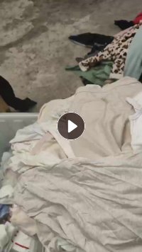 长期出售旧衣服大白，现货6米8一车，货在安徽滁州