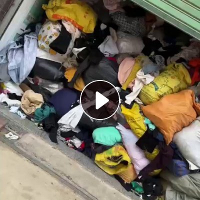 长期出售旧衣服统货,县城小区收来的,每个月有30-40吨,货在福建漳州