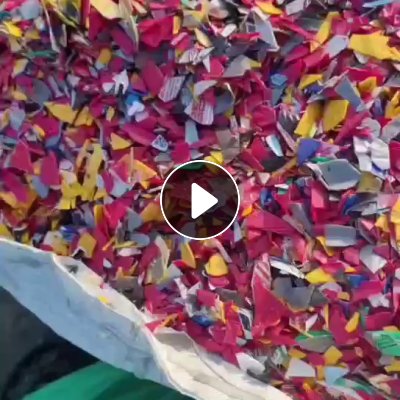 长期出售机油壶破碎料，花乙破碎料