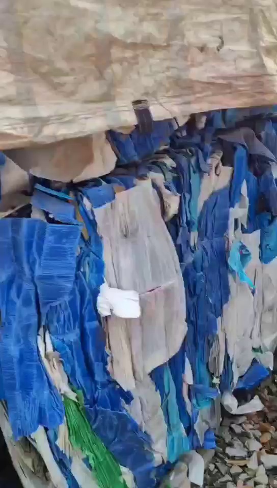 出售空心板毛料，含有少量沉水料，月供100吨